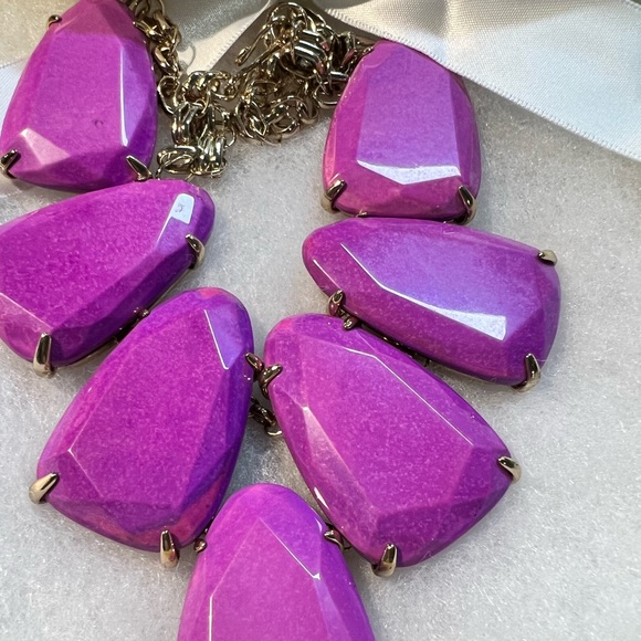 Kendra Scott Jewelry - EUC Kendra Scott Harlow Necklace Neon Purple Yellow Gold INCREDIBLY RARE Beauty!
